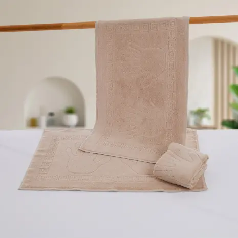 Хавлиена кърпа с мотив ръце - Капучино - Хавлиена кърпа с мотив ръце - Капучино