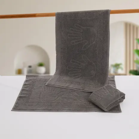 Хавлиена кърпа с мотив ръце - Сиво